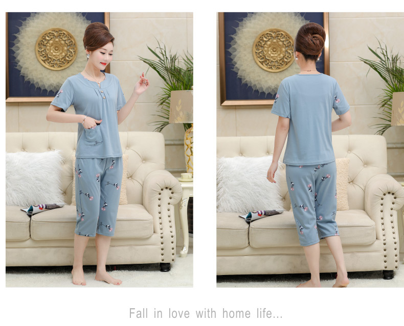 Middle-aged and elderly women wear summer short-sleeved, thin cotton clothes. Middle-aged women wear summer round-neck home clothes. Grandmothers and the elderly pic 53