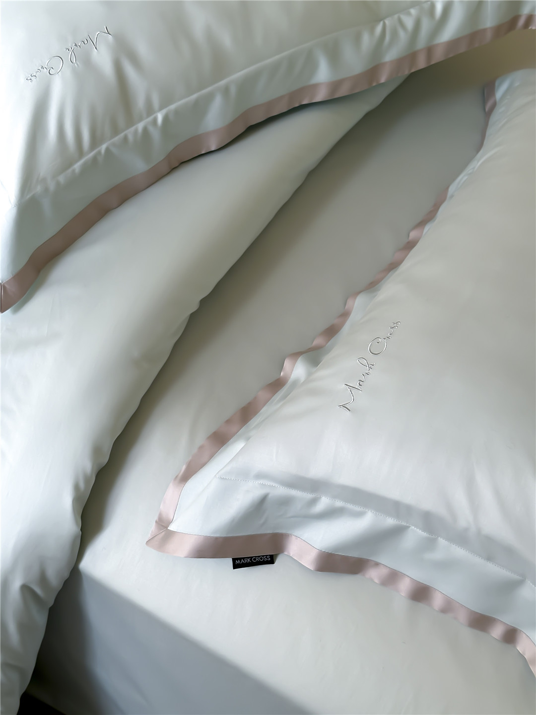 Minimalist style 100-count ultra-fine denier Tencel cotton four-piece set, high-end and silky smooth naked sleeping grade bedding pic 12