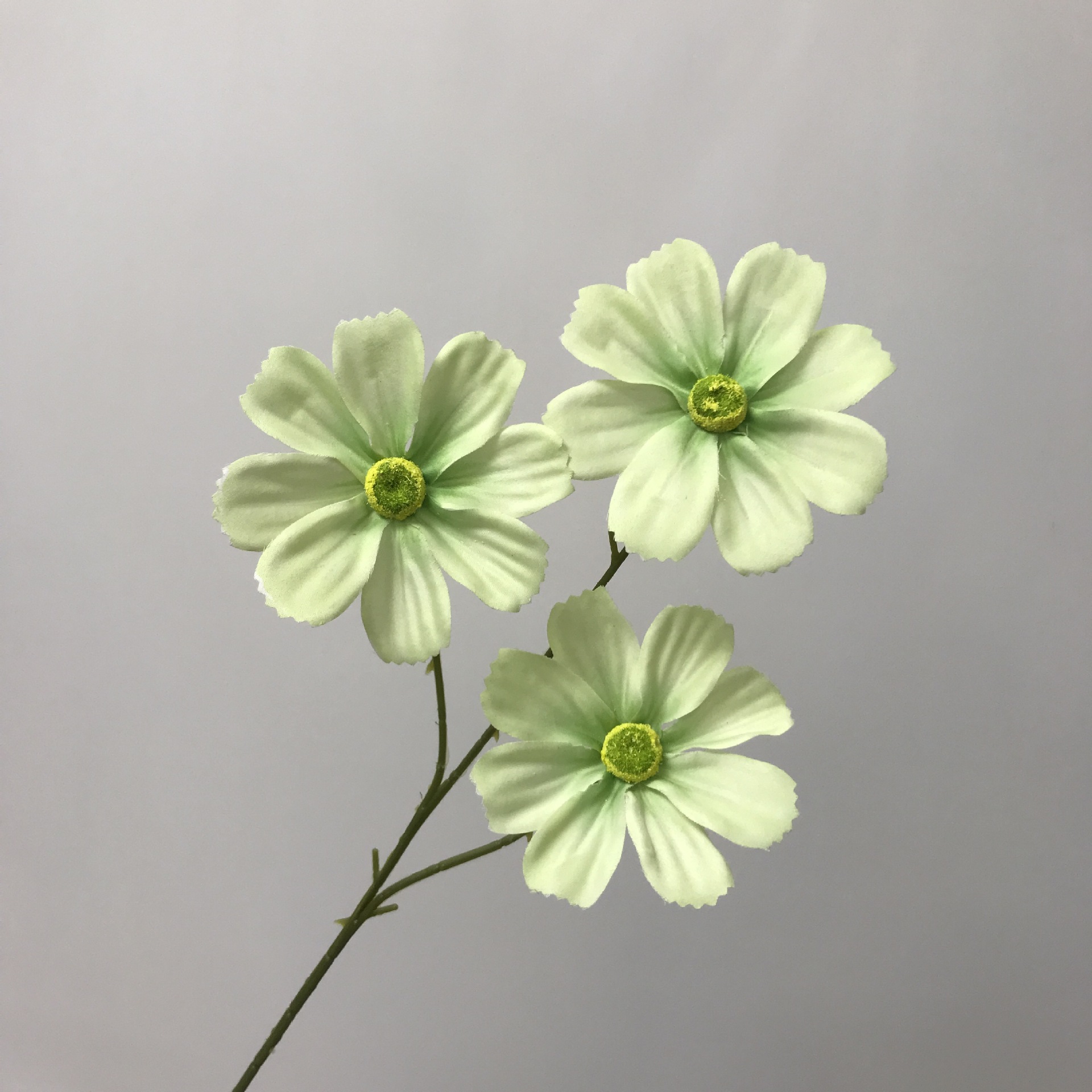 高级感逼真三头格桑花太阳花婚庆仿真花婚礼吊顶路引花地排花假花详情15