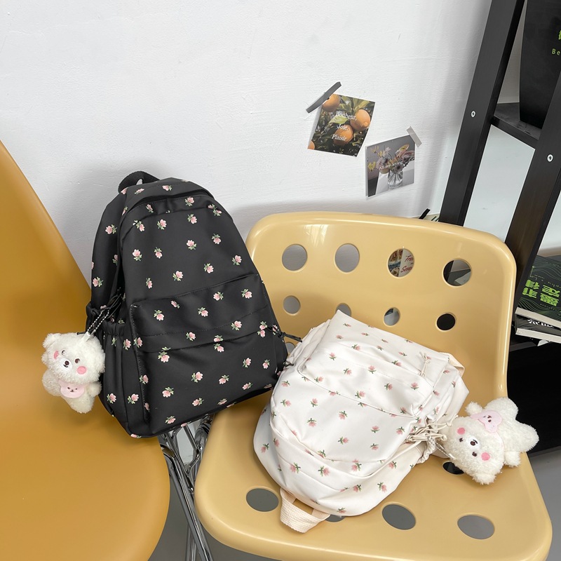 Small 2025 cross-border new style high appearance level artistic and casual primary school schoolbag, commuting and shopping small backpack pic 10