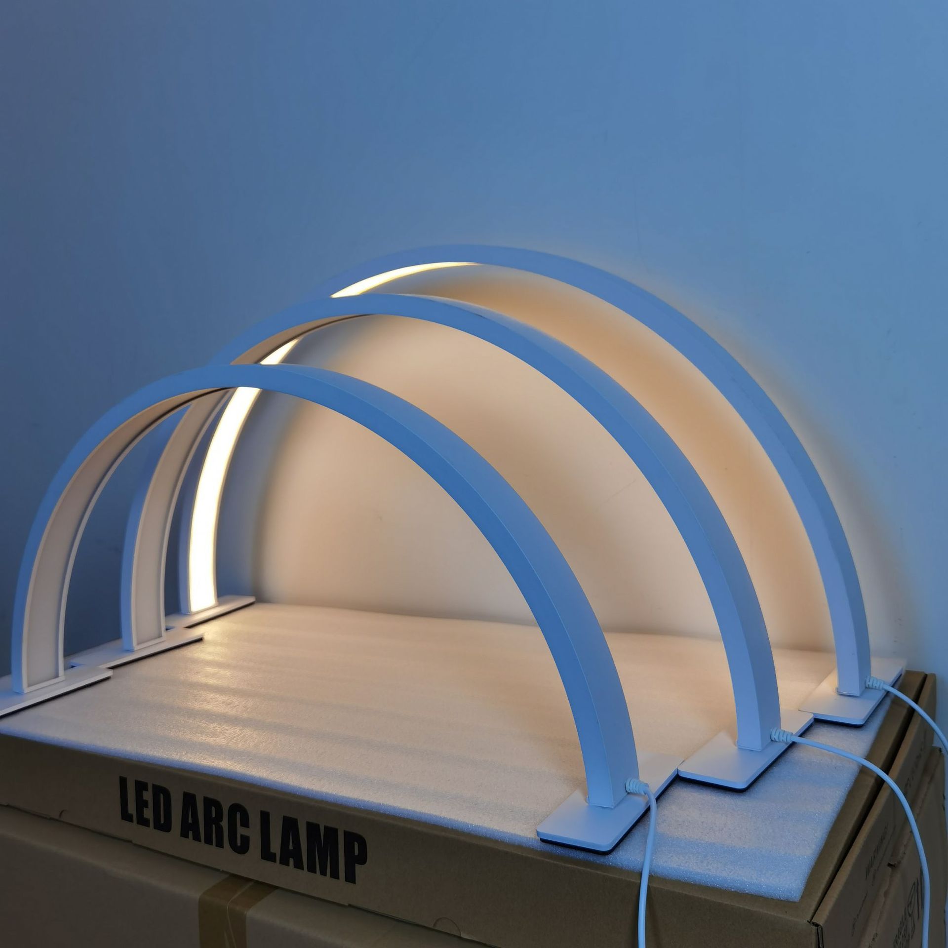 美甲台灯 五代按键开关半月美容纹绣桌面LED美容院 美甲照明灯详情3