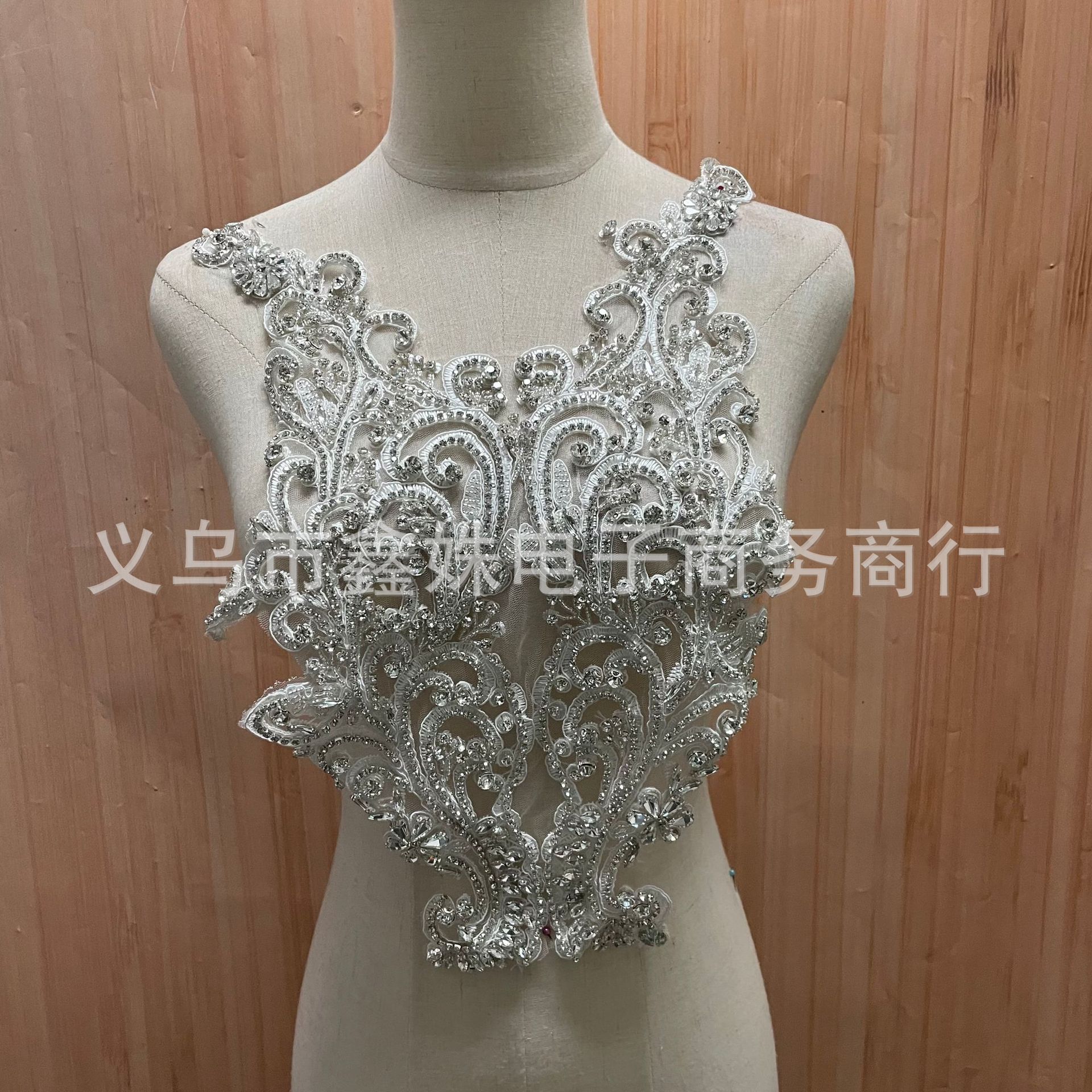 金色贴花手工钉珠婚纱礼服装饰蕾丝贴花详情3