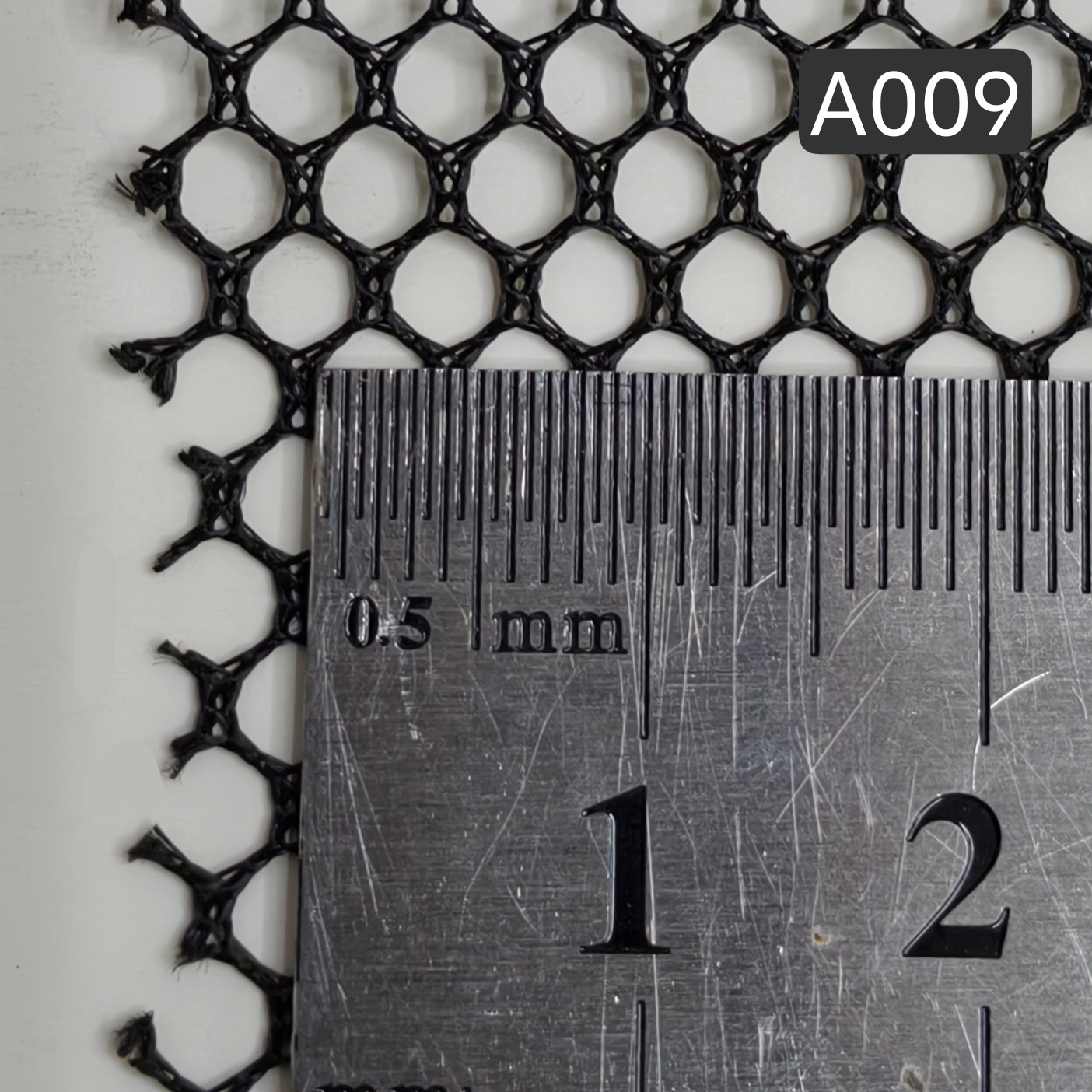 Hexagonal polyester mesh fabric series, tensile, wear-resistant and durable, is available in stock for luggage, shoe materials, handbags, laundry bags, accessories, mesh fabric and Daye luggage materials pic 8