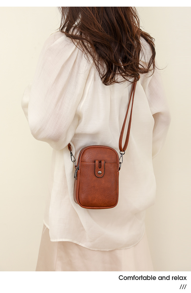 软皮女包2025新款软皮手机包时尚简约高级感单肩斜挎迷你小包包女详情23