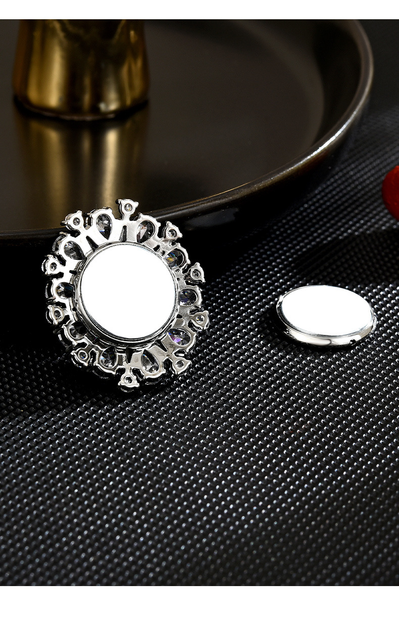 新款磁吸欧式复古蛋形红宝石胸针女高碳钻奢华配饰2024热销详情8