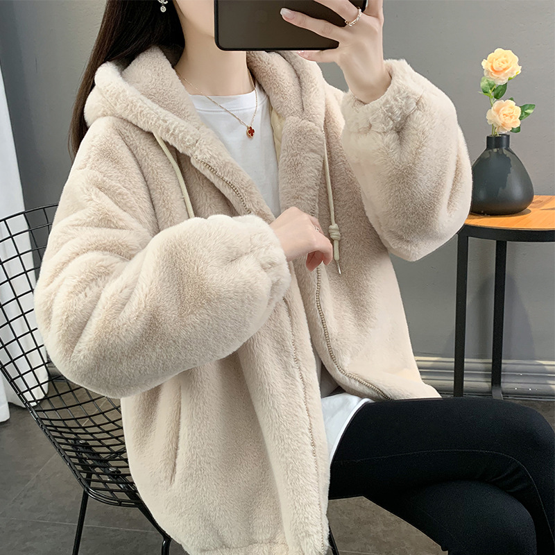 跨境冬仿懒兔毛皮草女中长款宽松加厚羊羔毛大衣连帽毛毛绒外套详情3