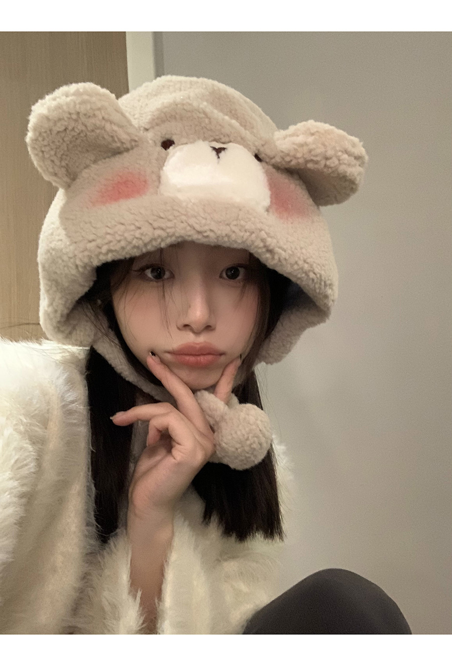 Cute blush bear hat for women, thick and warm ear-protecting hood for autumn and winter, lamb fur Lei Feng hat for cycling pic 4