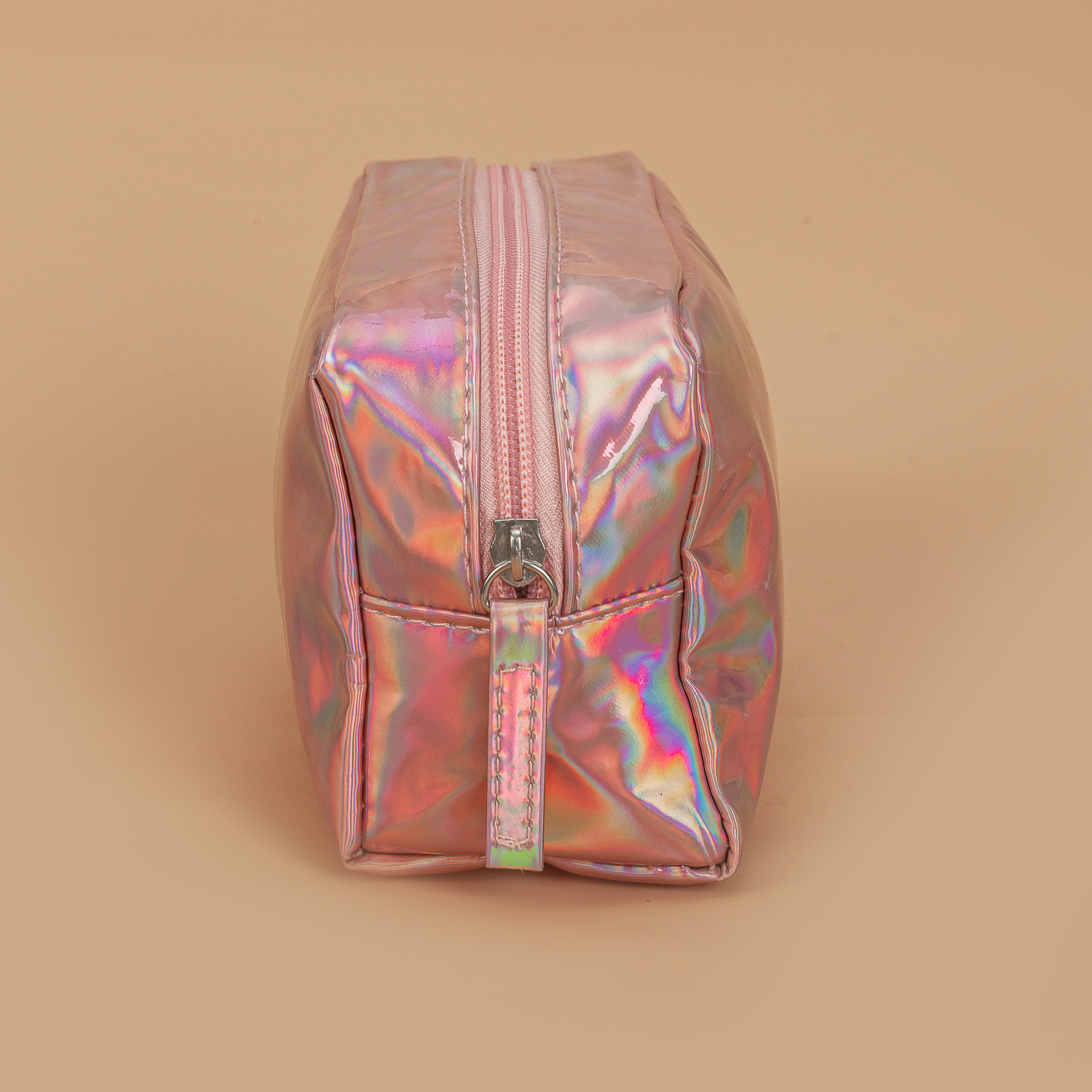 现货时尚幻彩镭射PU化妆包随身便携防水皮革旅行彩妆收纳洗漱包详情7