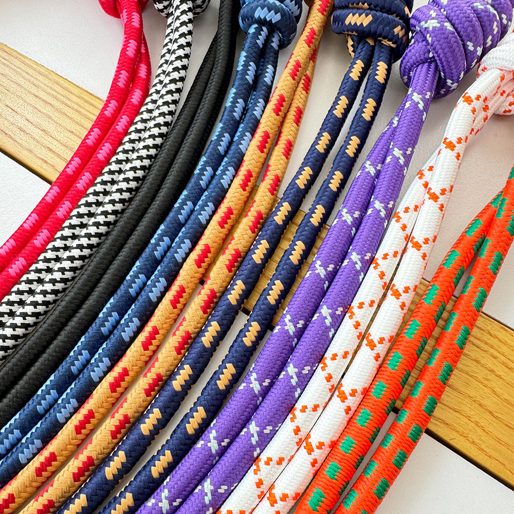 高圆圆原创肩带搭配精致刺绣防水尼龙购物袋手提女士单肩包详情7