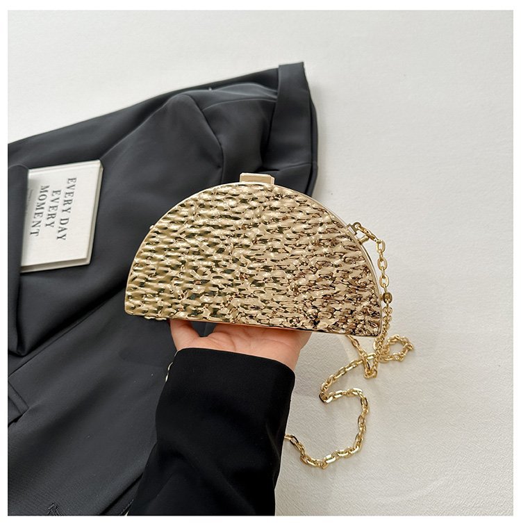 晚宴包金属2024夏季新款盒子女包链条单肩斜挎包褶皱跨镜女手机包详情68