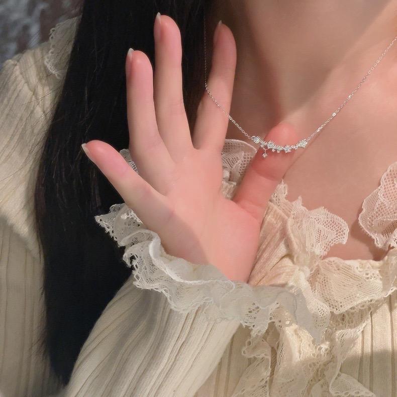 银贝S925纯银星星流苏项链女轻奢小众设计高级感紫藤花锁骨链饰品详情8