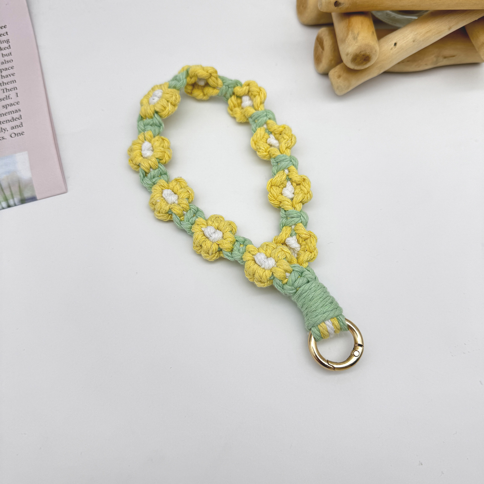 厂家跨境小雏菊花朵手机挂绳波西米亚度假风编织花花手机绳钥匙扣详情36