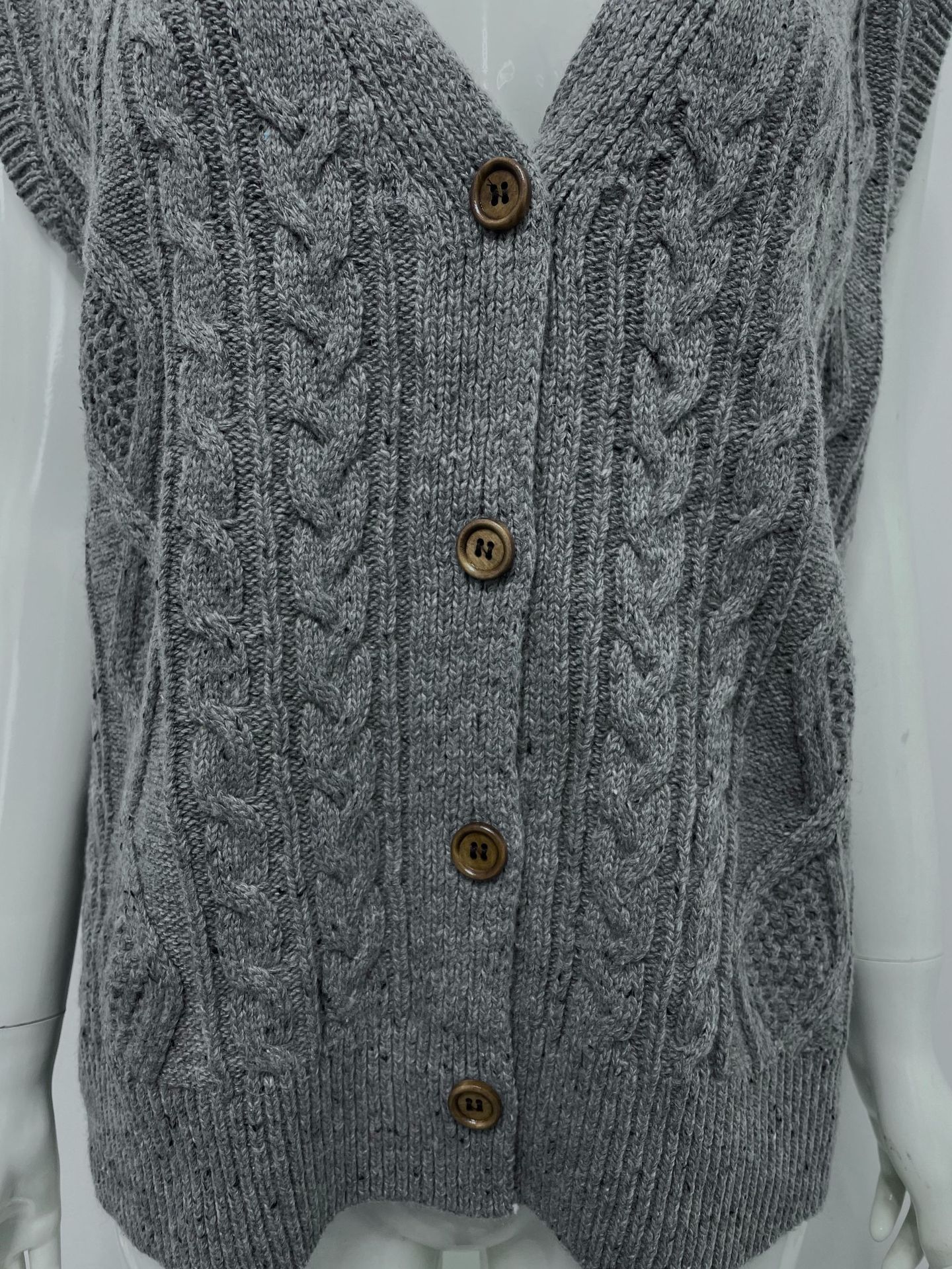 The new loose sleeveless layering sweater cardigan trend for women in the retro multicolor tweed vest of autumn and winter pic 6
