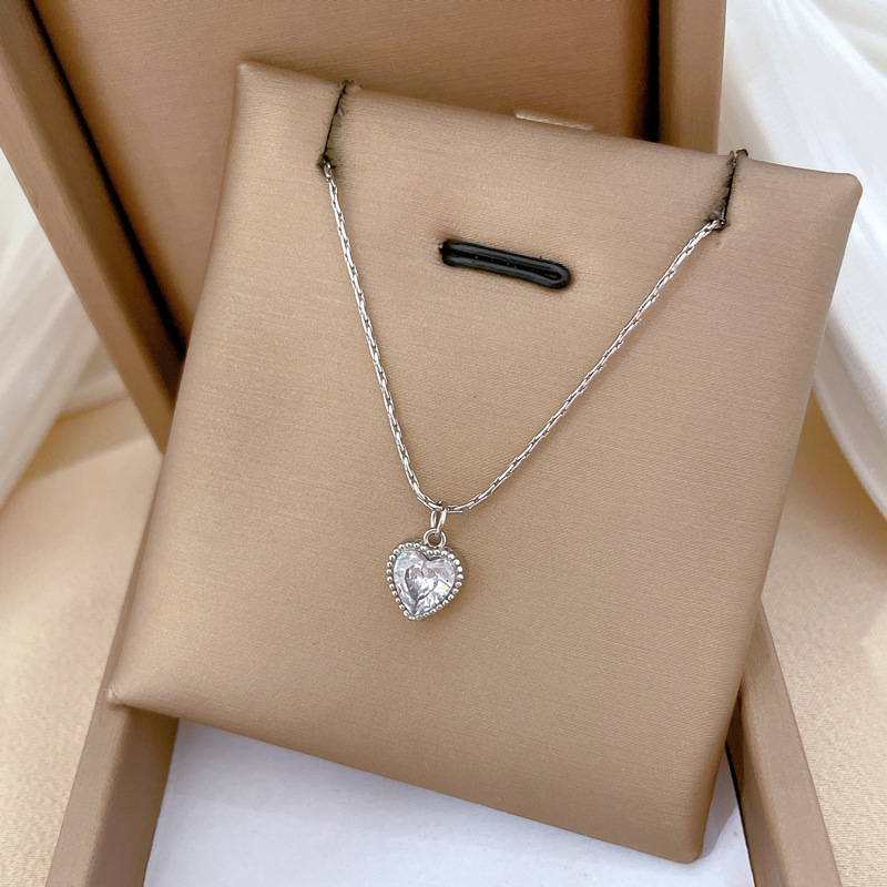 【通体钛钢】爱心不锈钢极简炉内真金项链女ins网红锁骨链配饰品详情5