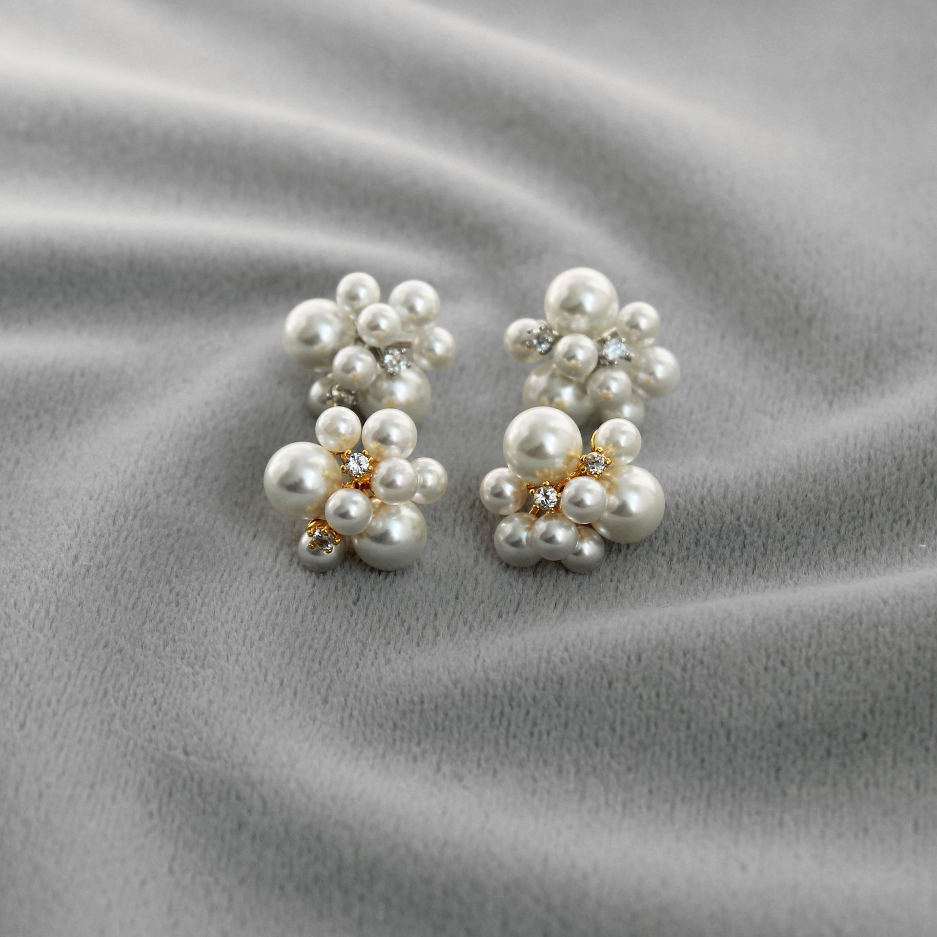 TASA家花束珍珠耳钉爆款法式简约小众高贵高级感轻奢锆石珍珠耳钉详情4