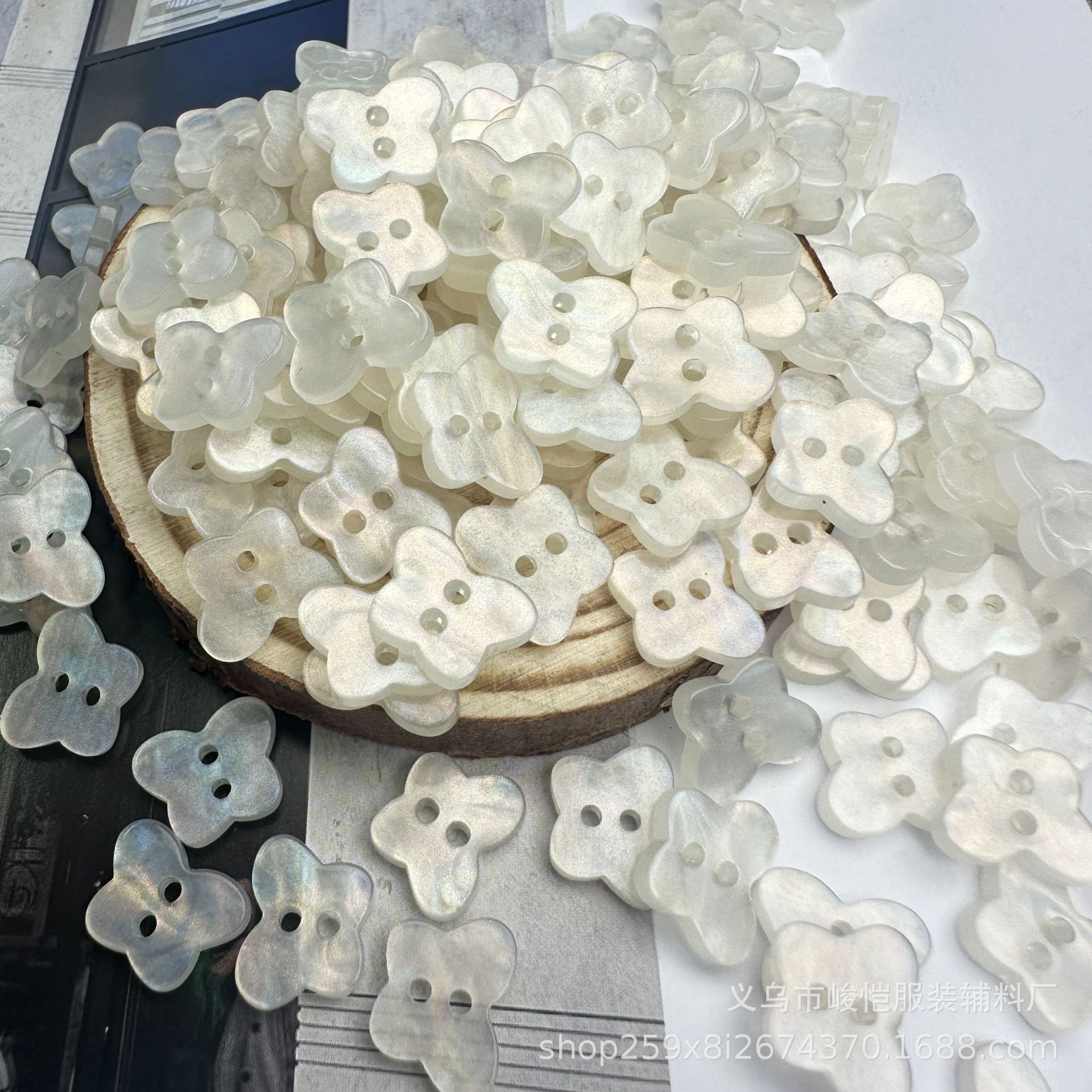 A set of 20 colored buttons, metal four-piece buttons, disc buttons, cufflinks and buttons pic 22