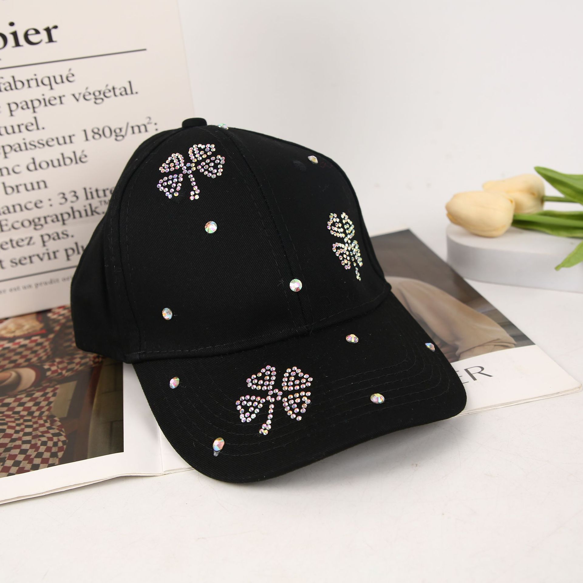Autumn and winter water diamond four-leaf clover cool baseball cap for women, Korean style casual, versatile and warm hat, trendy slimming baseball cap pic 2