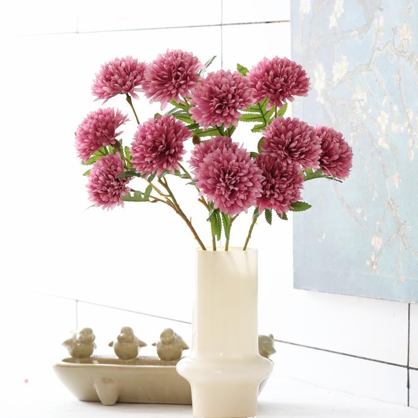 Factory direct sales of 3 round chrysanthemum artificial flowers, silk flowers, chrysanthemum home decoration scene arrangement, ball chrysanthemum artificial flower gift box, bright and realistic, with outstanding temperament pic 5