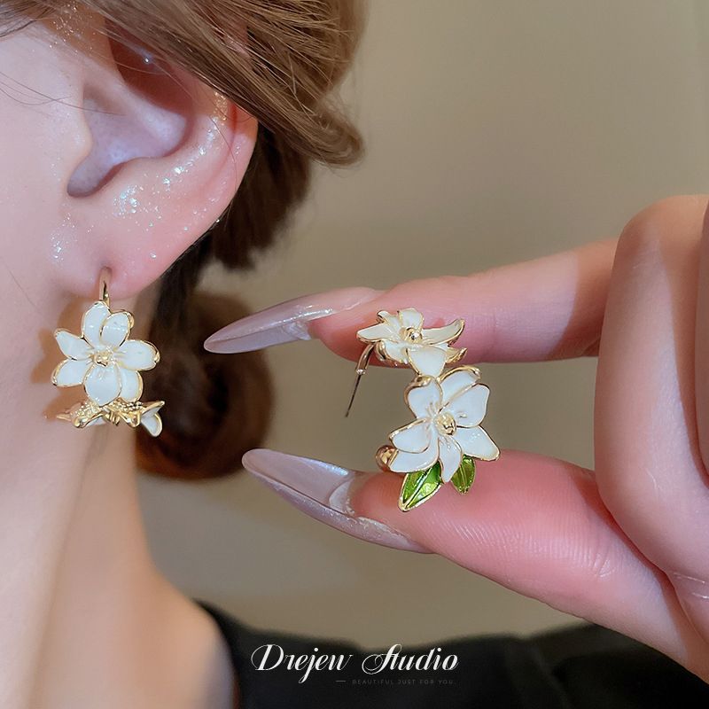 Silver needle Yiwu accessories wholesale, street stall, night market supply, live-streaming bestsellers, Xiaohongshu ear stud accessories factory, female pic 45