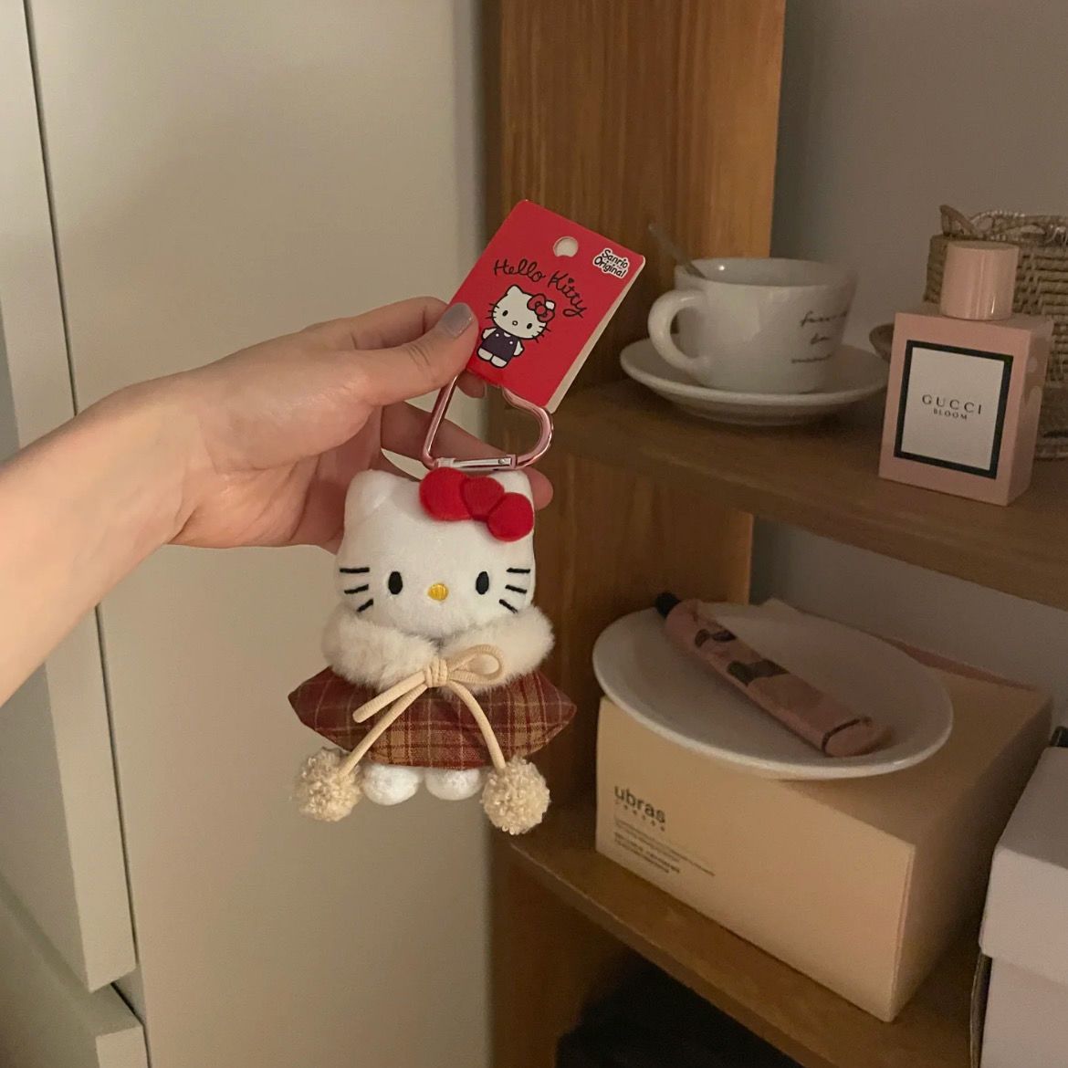 韩系ins斗篷hellokitty挂件可爱凯蒂毛绒公仔玩偶钥匙扣包包挂饰详情1