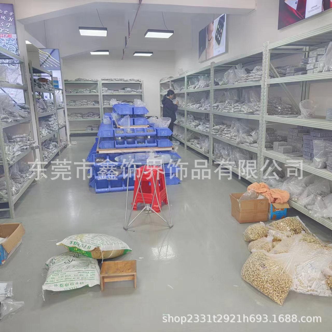 跨境F136钛合金CNC精雕唇钉烧焊珠子穿刺饰品锆石耳钉女镶钻耳钉详情7