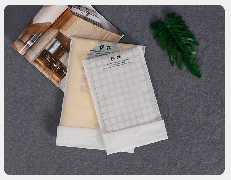 现货服装包装袋加厚无纺布衣服按扣收纳袋暗扣密封女装包装信封袋详情11