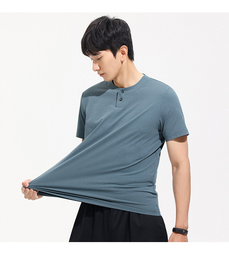 A new short-sleeved T-shirt for men in summer, featuring a trendy American style with a button-down collar and a cool, breathable feel. It is a sporty and casual top for young people pic 25