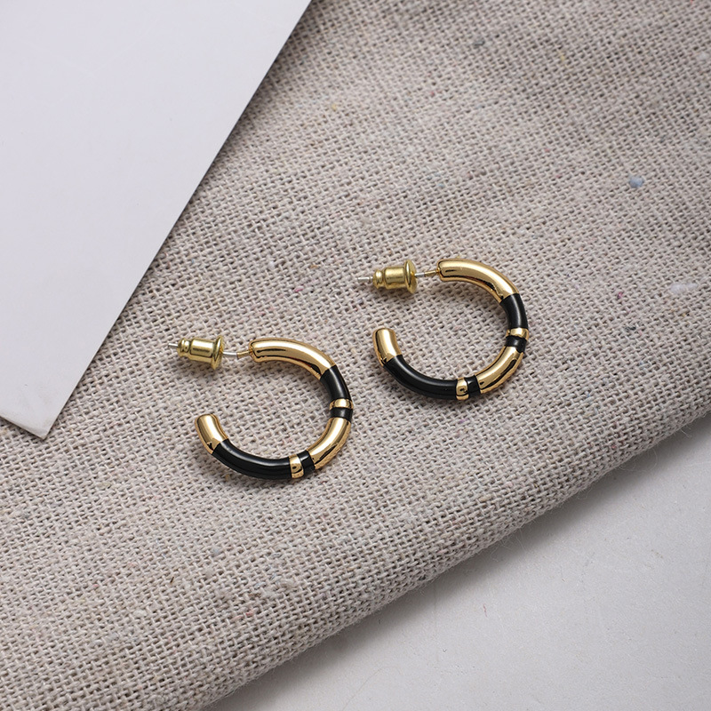 C形珐琅圈圈拼接耳环女法式轻奢小众设计感复古气质银针撞色耳圈详情10