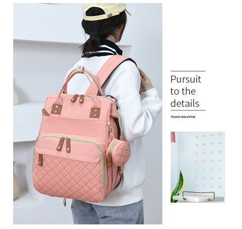 跨境专供高级感妈咪包大容量轻便母婴床包挂童车多功能手提双肩包详情30