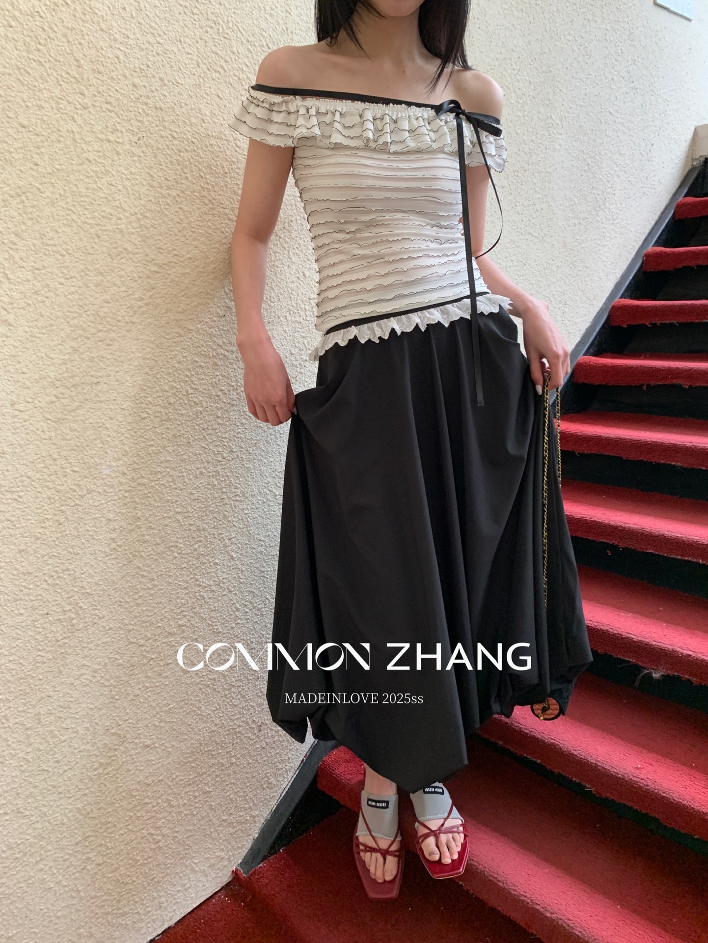 CZ ZHANG Summer French lace one-shoulder off-the-shoulder, contrasting color striped waist-cinching slim shirt B23795 pic 5
