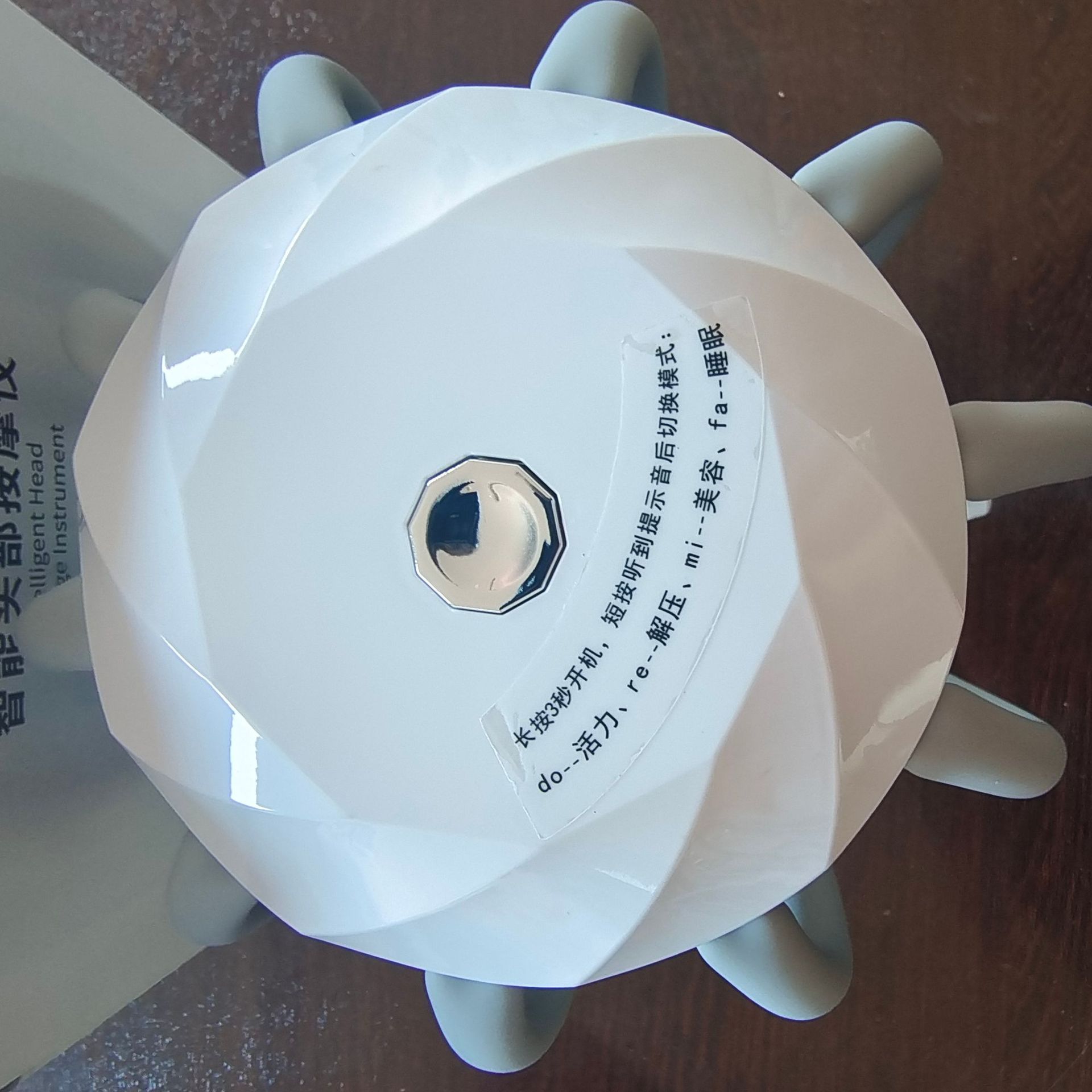 Scalp massage claw, electric head massager, scalp unblocking and relaxation massage device, Octopus scalp stress relief device pic 15