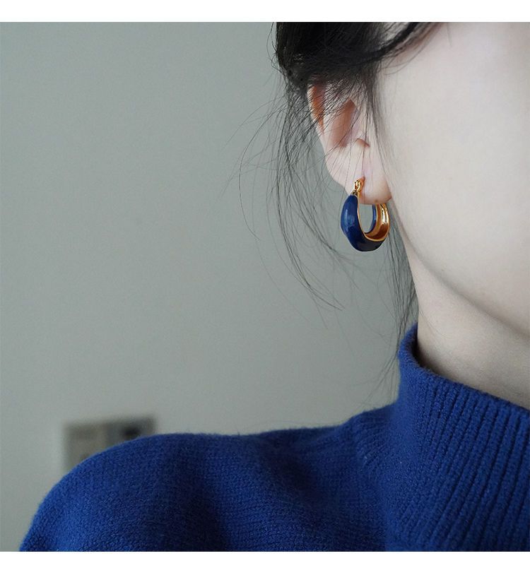 French retro Klein blue earrings with a niche design sense, elegant and high-end style. Spring and summer earrings, the latest trend in 2022 pic 29
