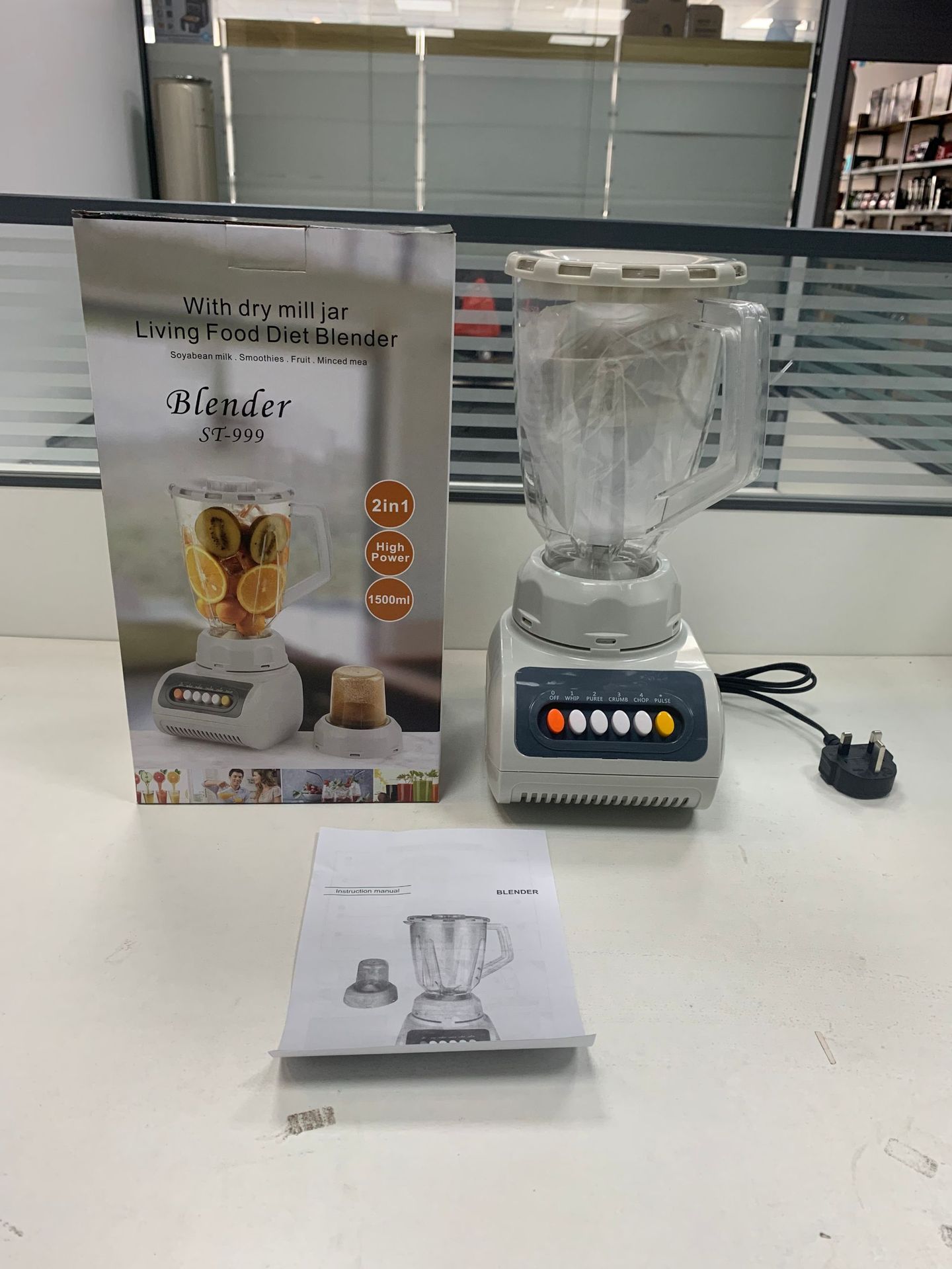 Fruit and vegetable juicers, multi-functional blenders, household small blenders, direct sales from foreign trade manufacturers, cross-border export pic 3