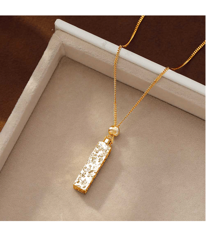 Hyacinth碎碎冰四方来财小金条吊坠项链女款时尚个性气质高级感锁骨链颈链详情10