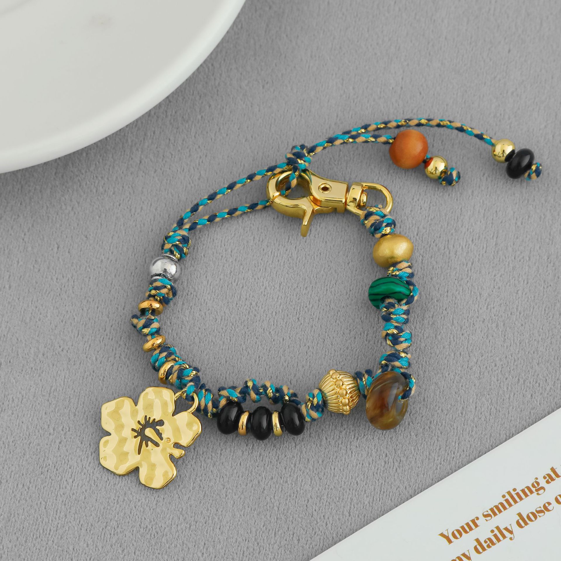 LAZY家海岛花花钥匙扣手链藏式简约手工编织扶桑花串珠钥匙链手链详情6