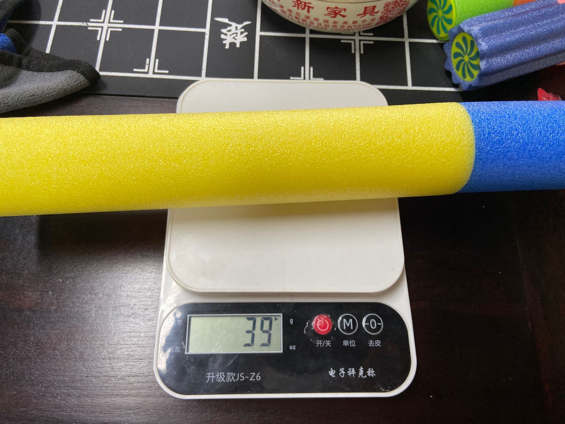 Customized cross-border Amazon toy straight tube foam EVA material summer beach water play pull-out water cannon water gun pic 6