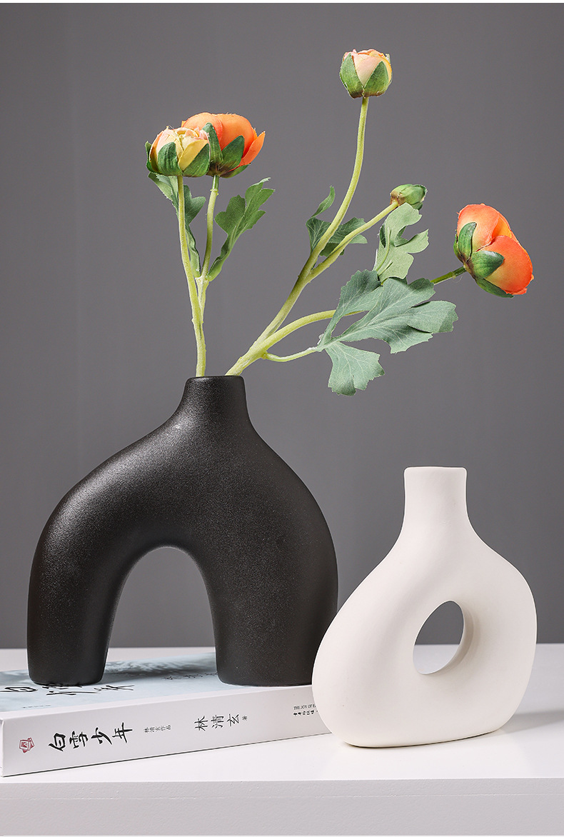 2025 Nordic Ins-style ceramic vase, creative living room flower arrangement, high-end artistic home decoration for hotels and homestays pic 6