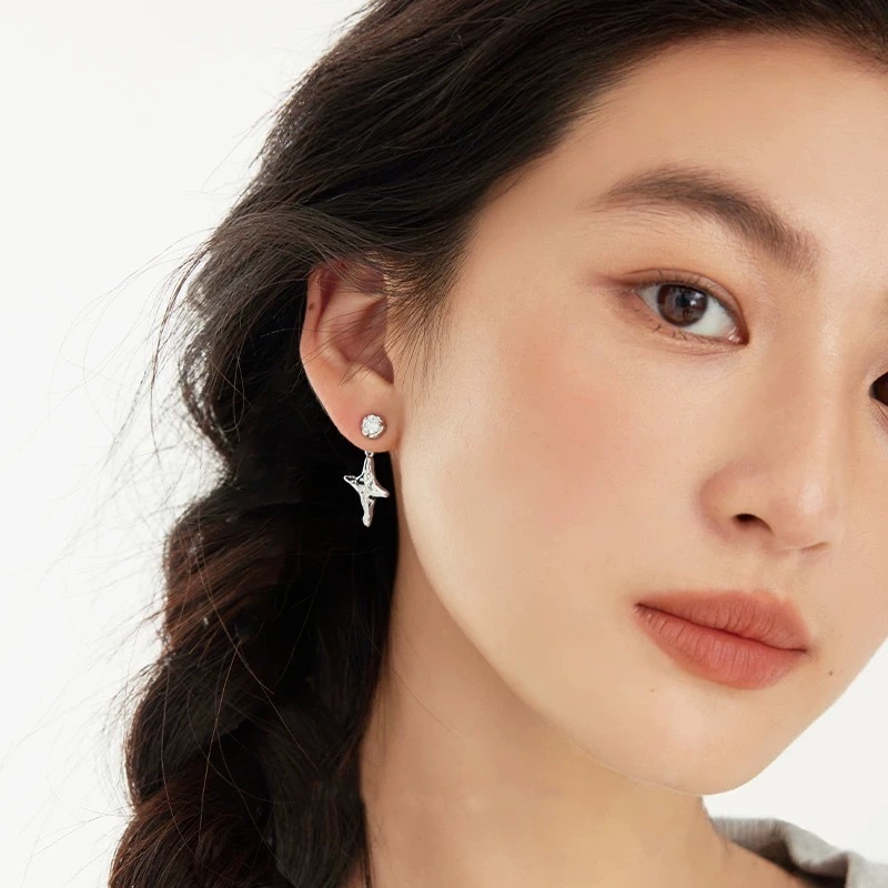 EVES*镶钻星芒耳钉 25年新款高级感冷淡风银色简约气质四芒星耳钉详情5