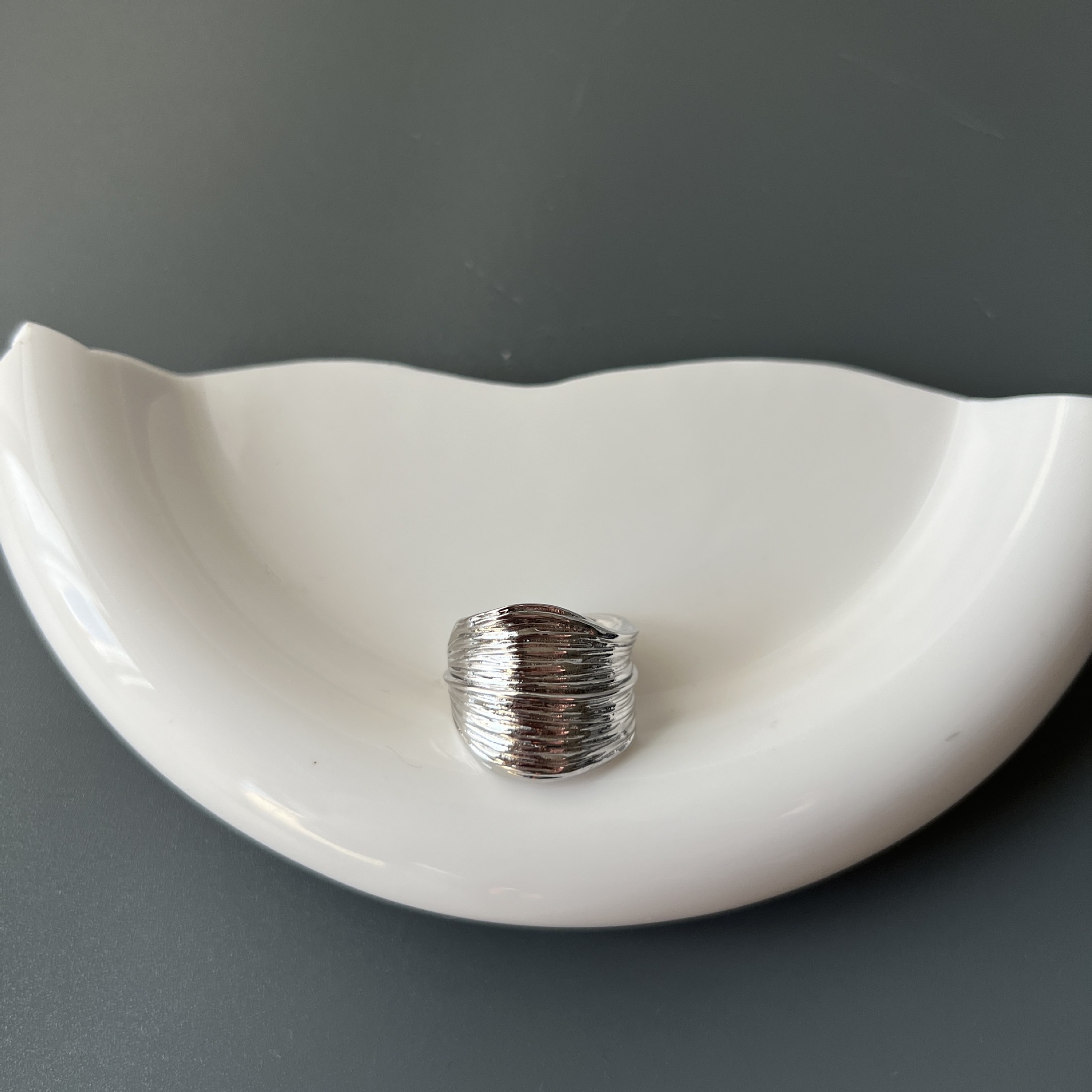 WE*家植物系列叶片戒指 冷淡风气质小众设计高级感肌理感开口戒指详情5