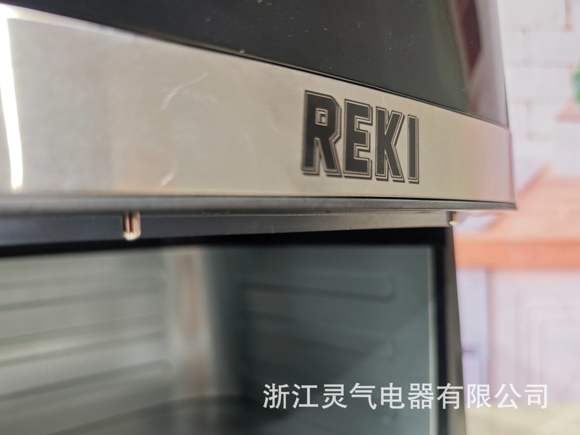 REKI跨境空气炸锅12L智能单面加热家用空气炸锅触控操作烟嘴设计大容量健康烹饪详情8