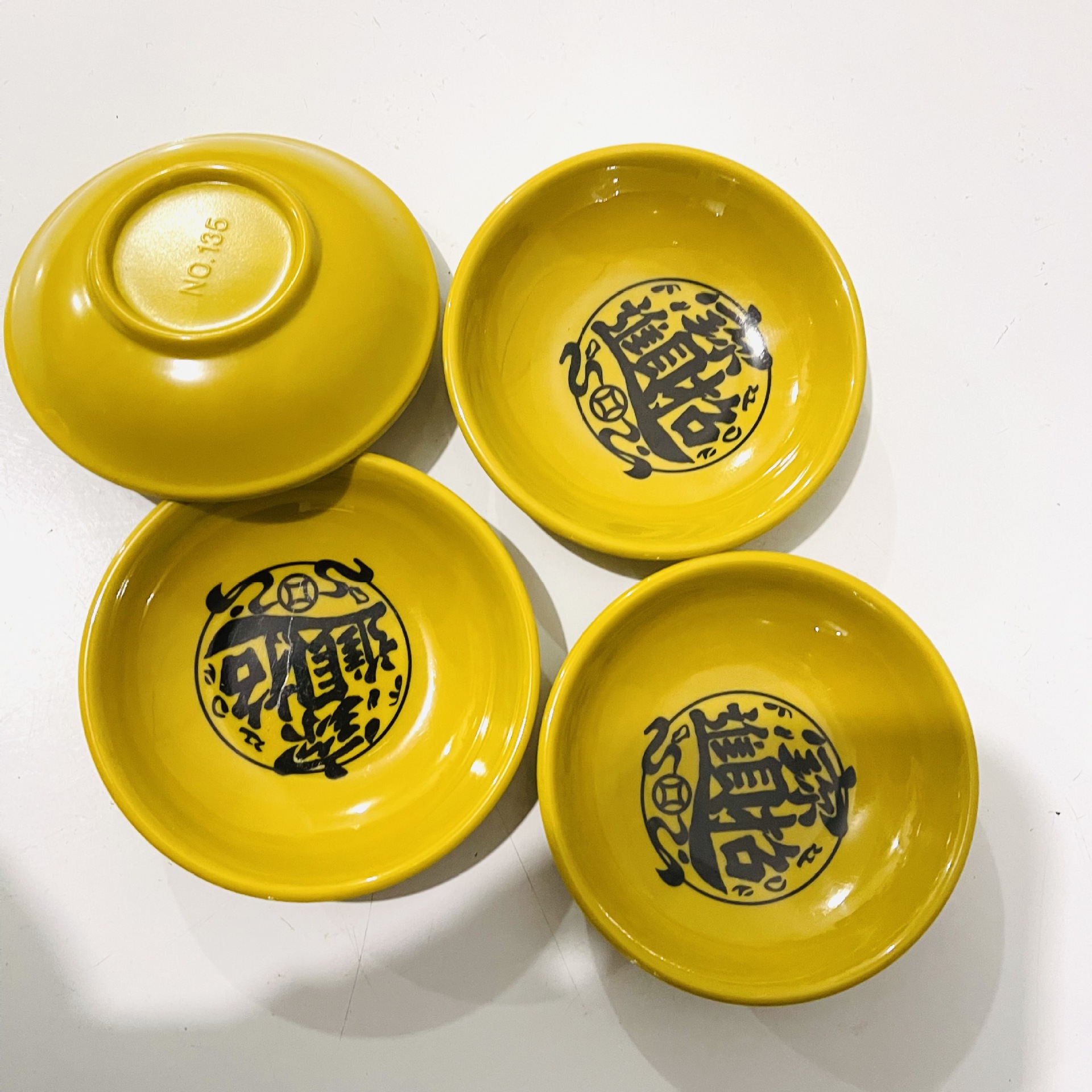 【1-11 Zones 】135 plates 310 per box 1240 per case vinegar plate Small Plate Dipping sauce plate Small plate fast food plate 1 yuan 2 yuan Source gift pic 3