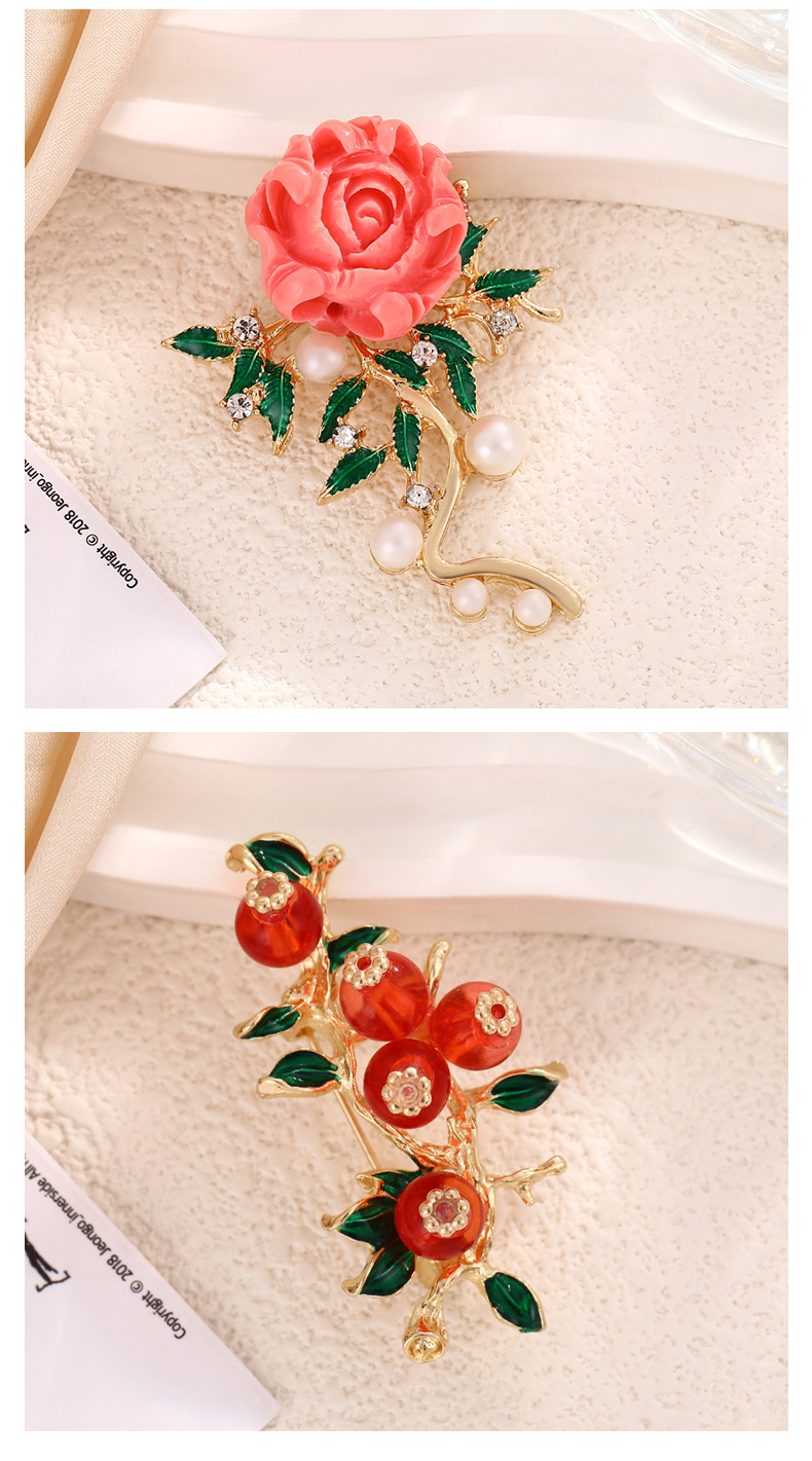 A fresh and delicate peony and zircon flower brooch, a retro pearl fashion pin, a leak-proof clothing accessory, a brooch for women pic 11