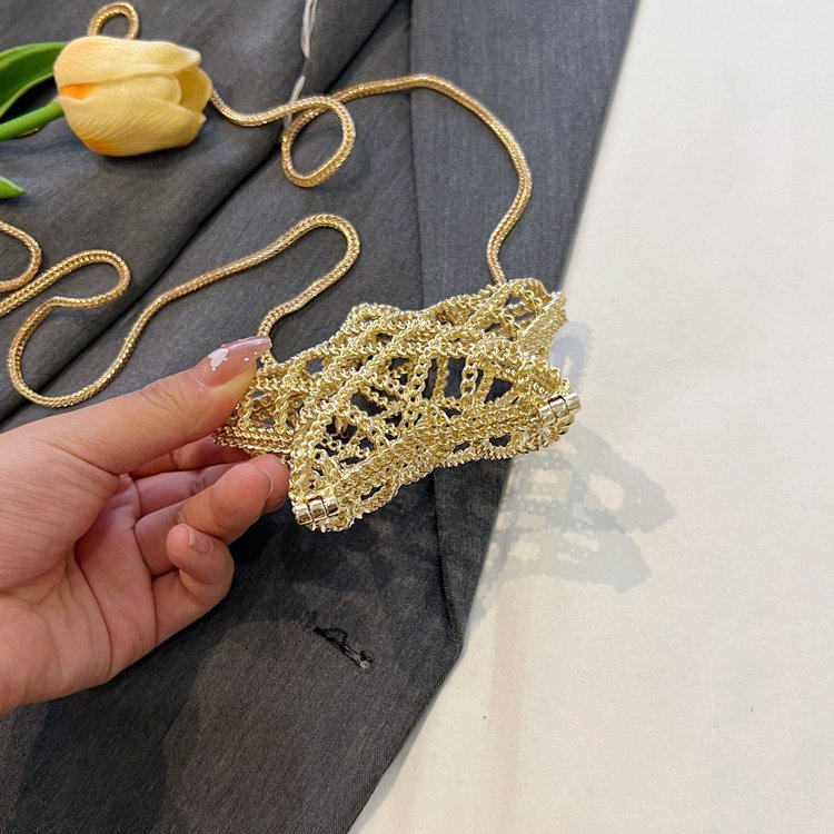 跨境2024夏新款小香风镂空金属星星包晚宴包单肩斜挎气质链条女包详情155