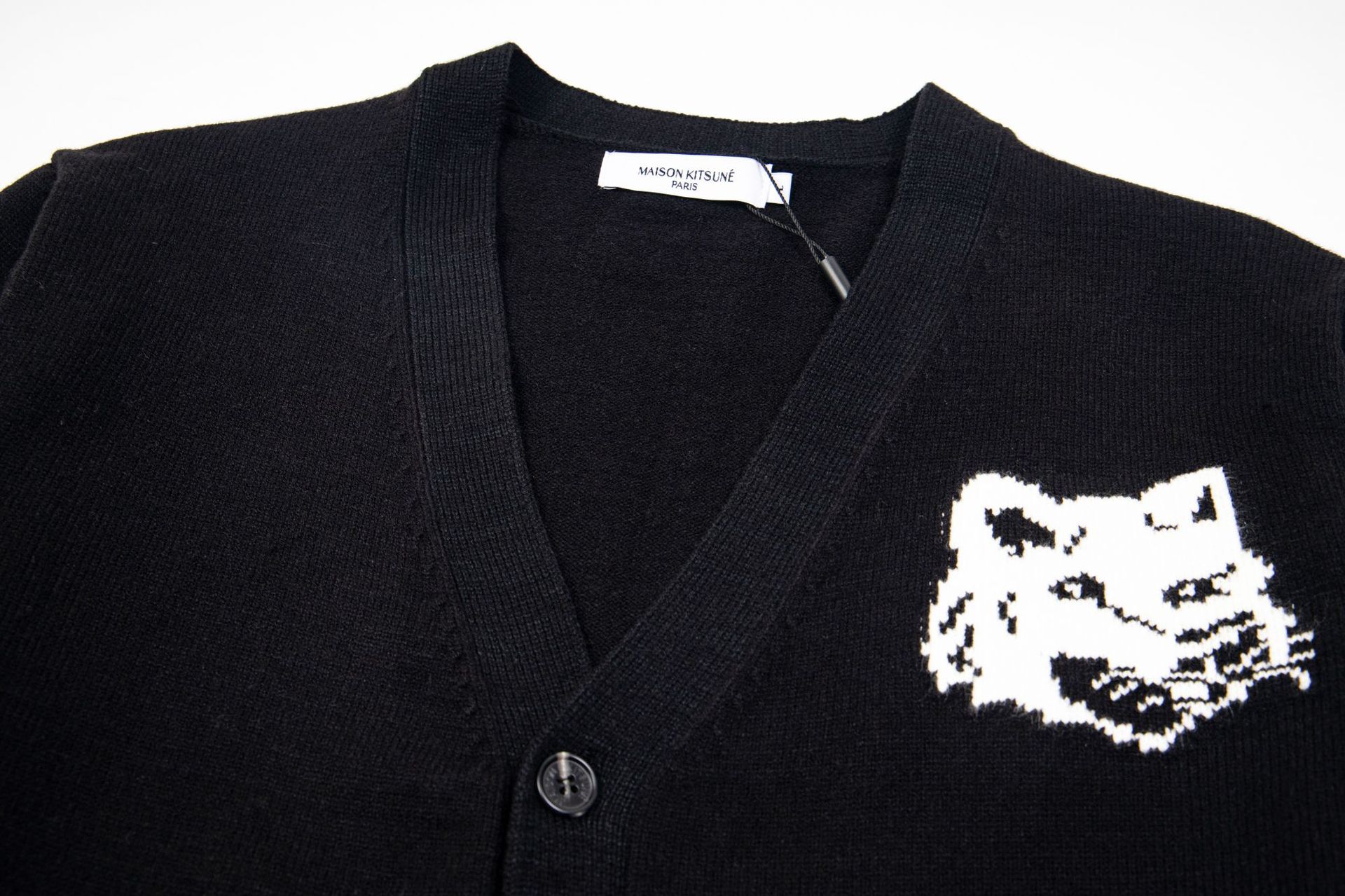 高版本restandrecreatio狐狸经典款胸前徽章刺绣条纹针织开衫毛衣详情21