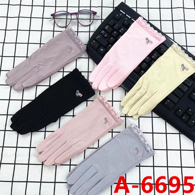 Wholesale of thin adult UV-resistant breathable full-finger gloves with anti-skating silk sleeves and exposed finger touch screens pic 3