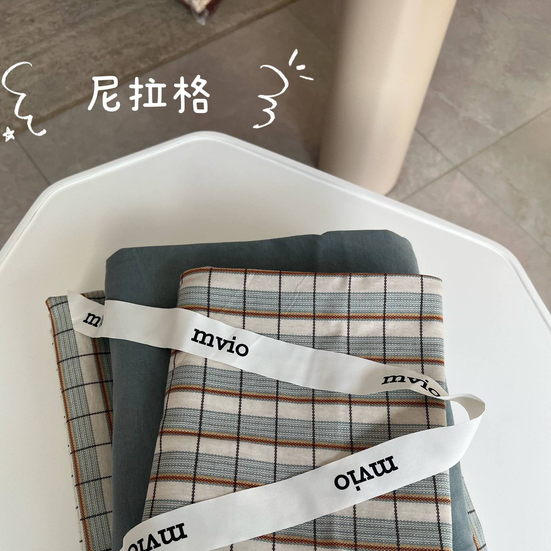 尼拉格