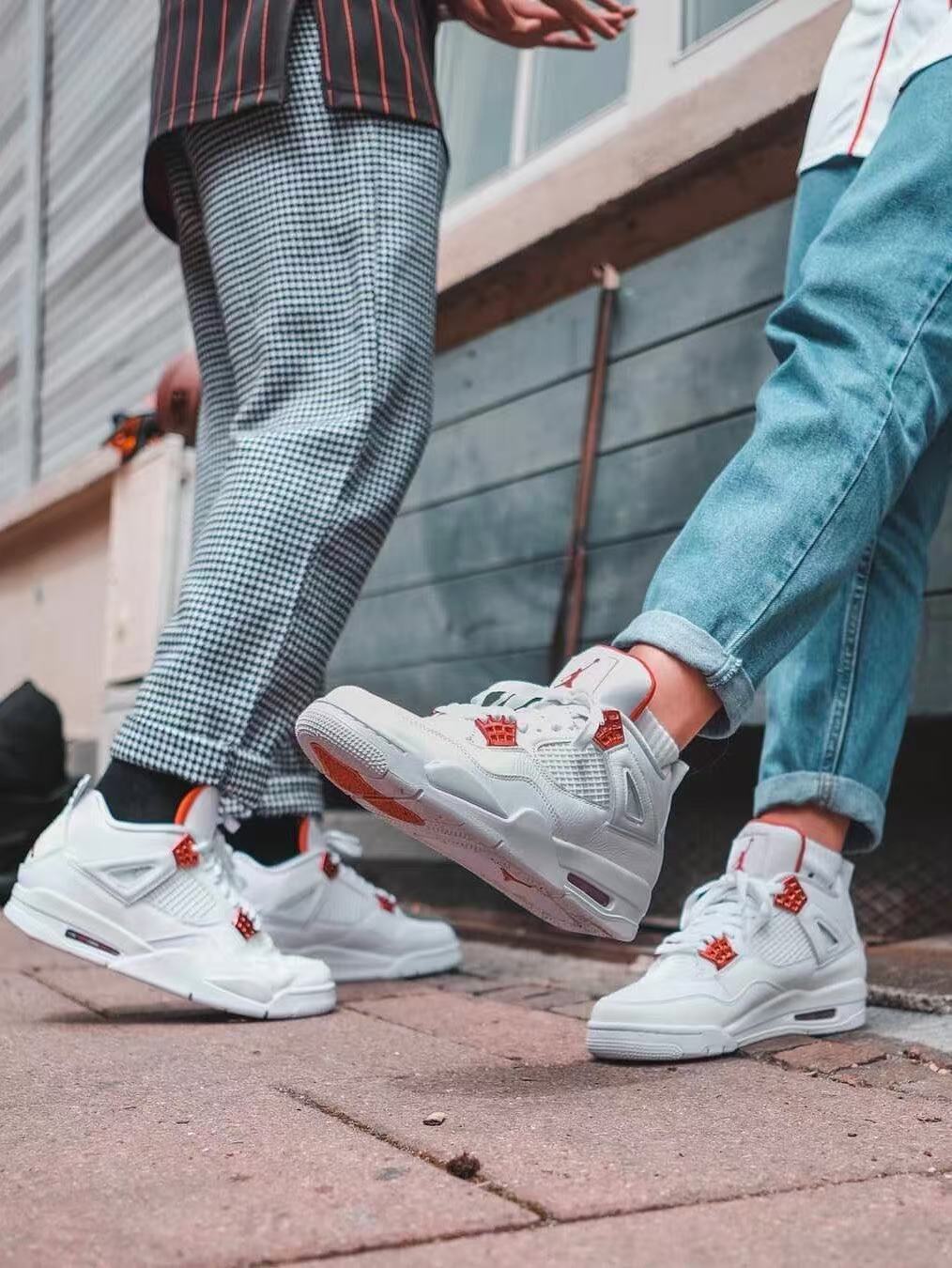 乔丹男子轻便AJ板鞋冬季皮面平底中帮动鞋篮球鞋迷你鞋模摆件潮流详情4