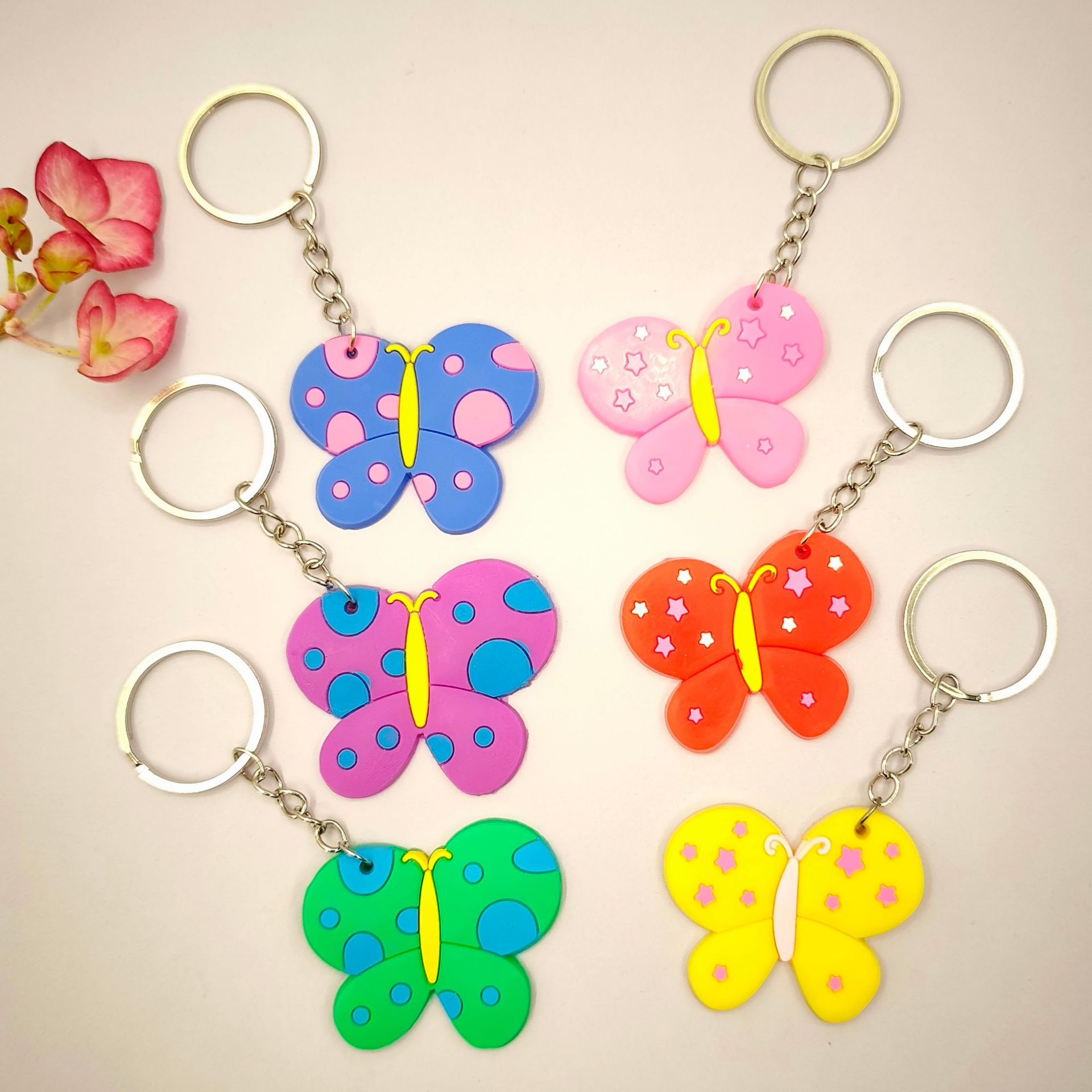 跨境热卖蝴蝶软胶钥匙扣儿童钥匙扣幼儿园小学生开学日分享详情28