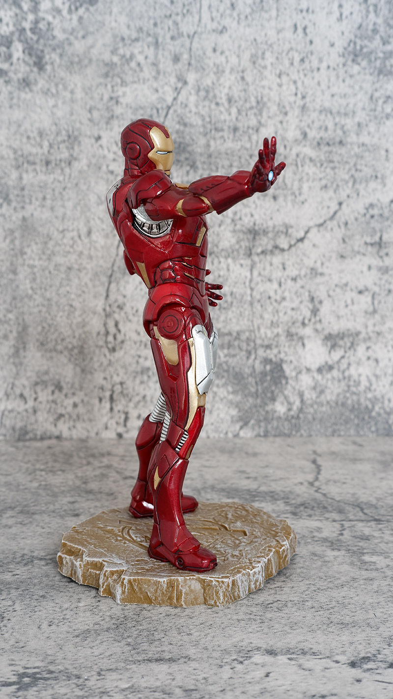 动漫影视周边雕像钢铁侠黑豹手办模型潮玩桌面摆件潮玩礼物批发详情8