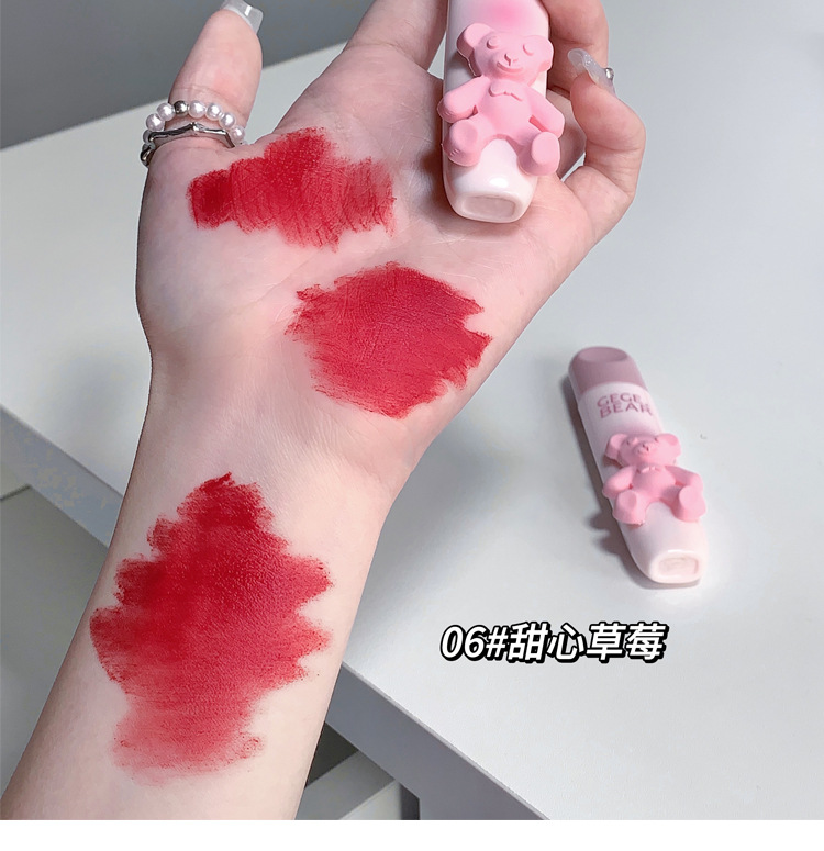 Gege bear Gogo Little Bear Tender Color Lip Gloss Soft matte Lip Mud is an affordable lipstick for students to look fair without makeup pic 14